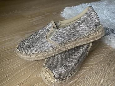 magnum cipele: Ženske espadrile sa sjajnim gornjištem - Model: slip-on espadrile - — 3