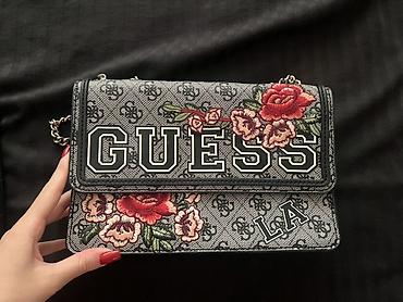 Guess qadın çantası – “LA” kolleksiyası - Rəng: boz/qartal qara