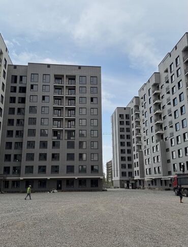недвижимость в токмоке: Построен, 3 комнаты, 77 м²