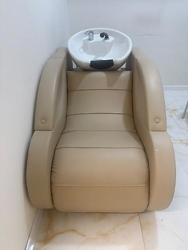Salon, tibbi kreslolar: TƏCİLİ SATILIR: Saç moykasl əla vəziyyətdə 220 manat. Nərimanov (4030) — 1