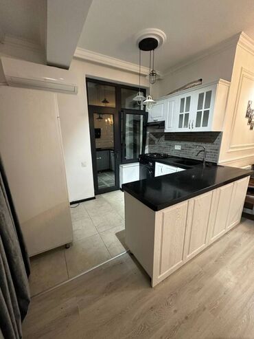 Mənzil kirayələyirəm: 3 otaqlı, 85 kv. m — 7