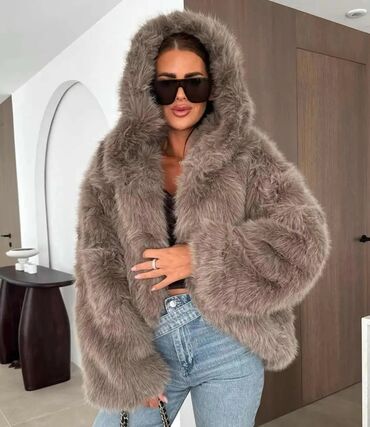 Kaputi: Ženska teddy kaput/jakna sa krupnim plišanim flisom. Model do sredine na lalafo.rs — 11 Kaputi: Ženska teddy kaput/jakna sa krupnim plišanim flisom. Model do sredine — 11