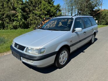 passat sedan: Volkswagen Passat: 1995 г., 1.8 л, Механика, Бензин, Универсал