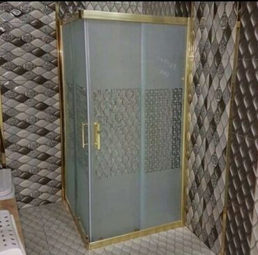 Duş kabinaları, arakəsmələr: Yeni Arakəsmə, Künc üçün, Pulsuz çatdırılma — 17