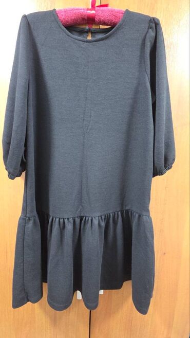 Другая женская одежда: Здравствуйте. Распродаю вещи, в основном Б/У, но, в хорошем — 12