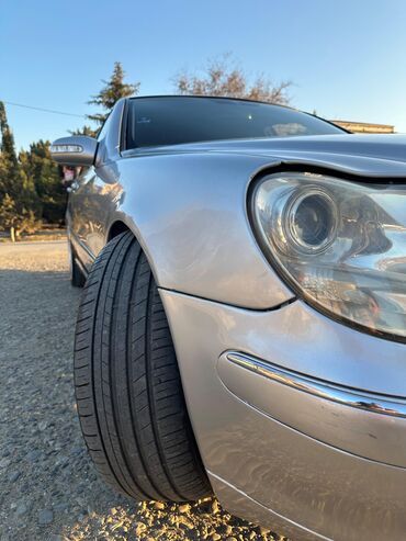 Mercedes-Benz: Mercedes-Benz S-Class: 5 l | 1999 il Sedan — 3