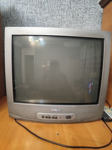 samsung тв: Продаю телевизор б/у в рабочем состоянии