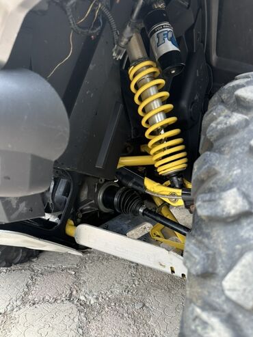 Квадроциклы: Квадроцикл BRP, Бензин, 1000 куб. см, Взрослый — 7