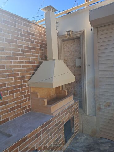 manqal: Manqal, Kömür, Kərpicli