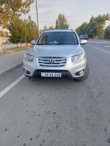 f10 ön lip: Hyundai Santa Fe: 2 l | 2010 il Ofrouder/SUV