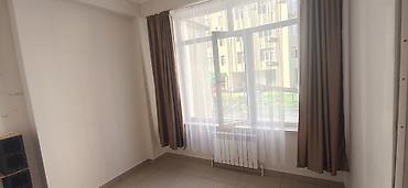 Сдаю Офисный кабинет: 25 м², В жилом комплексе, С ремонтом, С отдельным входом