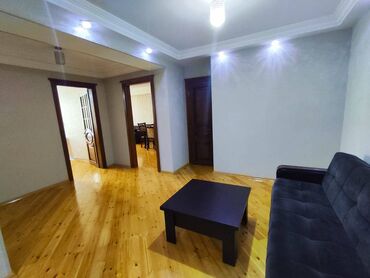 Uzunmüddətli kirayə mənzillər: Nərimanov metrosunun yaxınlığında Akkorda yerləşən ümumi sahəsi 130 — 17