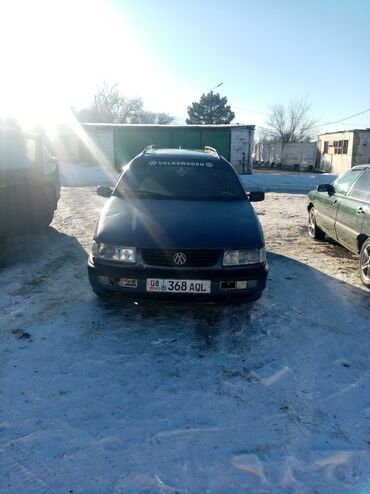 гид: Volkswagen Passat Variant: 1994 г., 1.8 л, Механика, Газ, Универсал