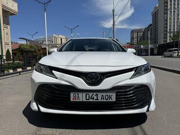 Toyota Camry: 2020 г., 2.5 л, Автомат, Бензин, Седан