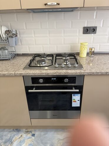 Köhnə tikili: Xırdalan, 3 otaqlı, Köhnə tikili, 122 kv. m -da lalafo.az — 13 Köhnə tikili: Xırdalan, 3 otaqlı, Köhnə tikili, 122 kv. m — 13