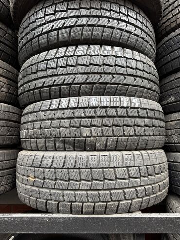 зимние шины купить в бишкеке: 175/65/14 4 шт комплект в идеальном состоянии фирма Dunlup