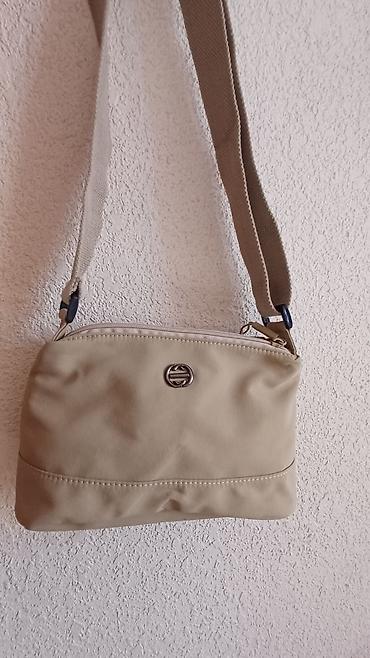 Классические сумки: Продаётся женская сумочка с длинным ремнём,материал плащёвка мягкая at lalafo.kg — 2 Классические сумки: Продаётся женская сумочка с длинным ремнём,материал плащёвка мягкая — 2