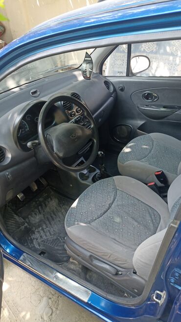 автомат матиз: Предлагается к продаже синий хэтчбек Daewoo Matiz. Этот компактный