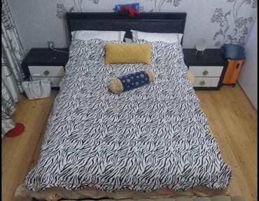 Digər mebel: (Taxt) yaxwi veziyyetde seliqeli iwlenib qiriq siniq yoxdur matras