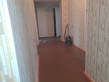 Продажа квартир: 4 комнаты, 77 м², 105 серия, 1 этаж, Старый ремонт — 6