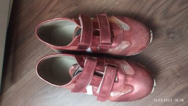 детская обувь для девочки: Обувь для девочки кожа,профилактические. 35 размер. Турция. Б/у. В