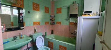 Həyət evləri və villaların satışı: 5 otaqlı, 150 kv. m, Kredit yoxdur, Orta təmir — 38