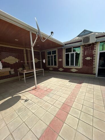 musviqabadda ev satilir: Masazır 4 otaqlı, 100 kv. m, Kredit yoxdur, Yeni təmirli