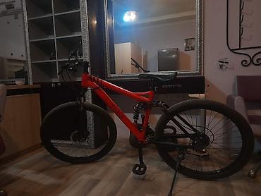 кассета: Təqdim olunur: Toda Bikes markalı dağ velosipedi - Korpus: Alüminium — 1