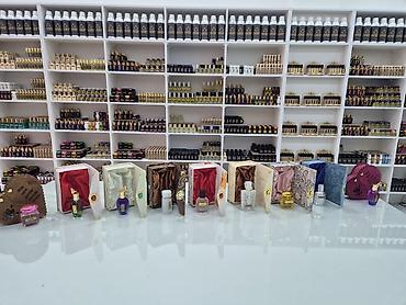 Hədiyyə bağlamaları: Hədiyyə qutusu, rəng - Qızılı — 66