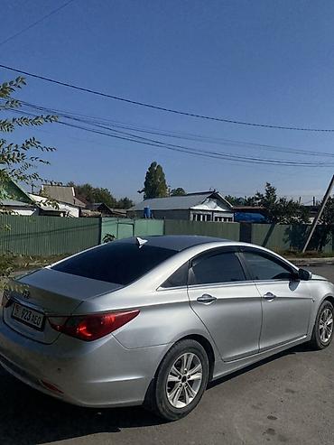 Продажа авто: Hyundai Sonata: 2010 г., 2 л, Автомат, Бензин, Седан — 5