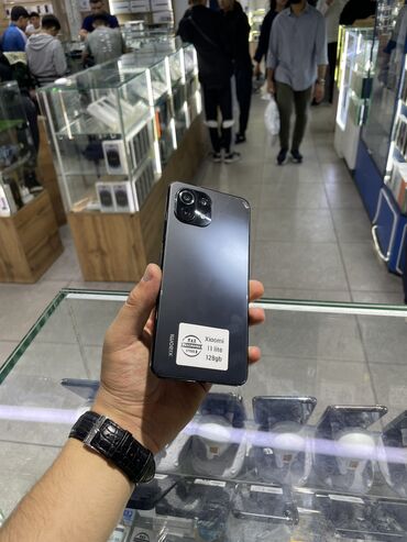 телефон иной: Xiaomi, Mi 11 Lite, Колдонулган, 128 ГБ, түсү - Кара, 2 SIM