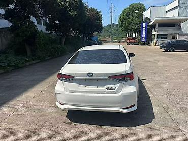 highlander 2017: Toyota Corolla: 2020 г., 1.8 л, Вариатор, Гибрид, Седан — 8