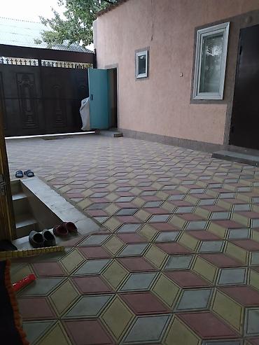 Продажа коттеджей и домов: Дом с большим двором и крытым дворовым навесом - Кирпичный жилой дом — 3