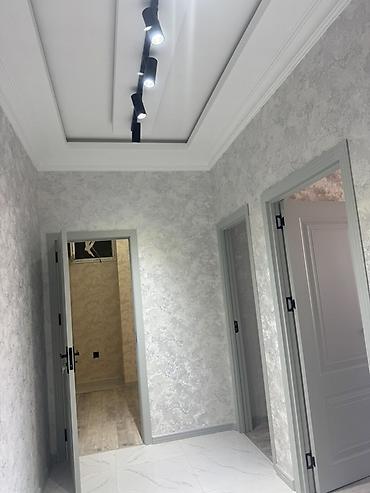 xirdalan residence: Satılır 2 otaqlı - Geniş, işıqlı otaq: Laminat döşəmə, dekorativ — 5