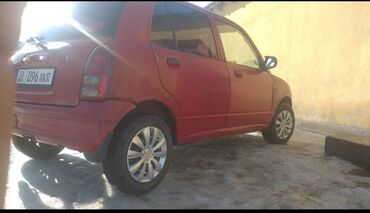 только сегодня срочно: Daihatsu Cuore: 2001 г., 1 л, Механика, Бензин, Внедорожник