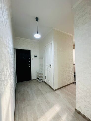 продоется 2 комнатная квартира: 2 комнаты, 62 м², 106 серия, 2 этаж, Евроремонт