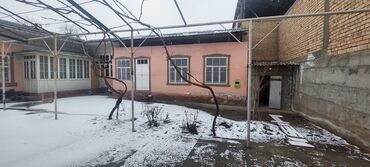 дом в городе каракол: Дом, 50 м², 10 комнат, Собственник, Косметический ремонт