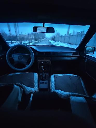 Mercedes-Benz: Mercedes-Benz W124: 1993 г., 2.5 л, Механика, Дизель, Универсал — 11