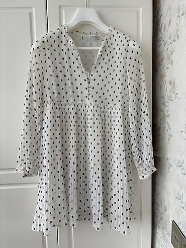 ev paltarları: Zara don Ağ fonda qara xallı, şifon teksturalı qadın tunik/mini don — 2