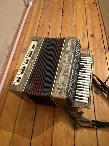 tap az qarmon: Məhsul: Klavişli akkordeon Təsvir: - Pianino tipli sağ klaviatura — 1