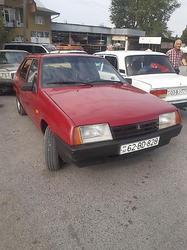 VAZ (LADA): Model: Lada Samara (VAZ 2109), qırmızı rəng Ban növü: Hetçbek, 5 qapı — 6