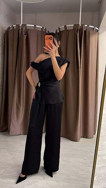 Kompleti: Novo u ponudiii!!! Komplet: 3500 din Elegantni dvodelni komplet – top — 9