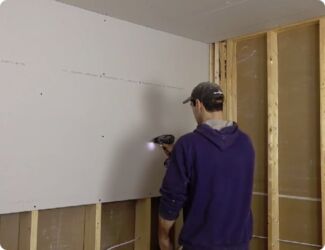 куплю не рабочие инструменты: Перегородки.обшивка стен.електромонтаж. отопления любая система