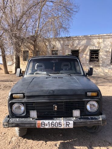 ВАЗ (ЛАДА): ВАЗ (ЛАДА) 4x4 Нива: 1983 г., 1.6 л, Механика, Бензин, Внедорожник