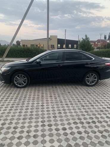 Toyota: Toyota Camry: 2016 г., 2.5 л, Автомат, Бензин, Седан at lalafo.kg — 3 Toyota: Toyota Camry: 2016 г., 2.5 л, Автомат, Бензин, Седан — 3