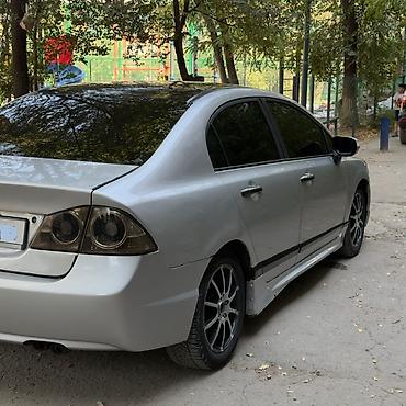 byd 2: Honda Civic: 2006 г., 1.8 л, Автомат, Бензин, Седан — 3