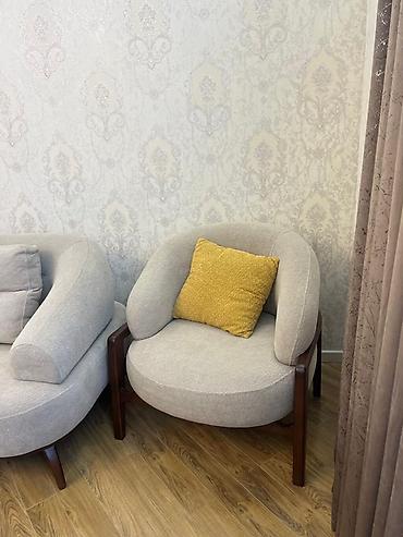 divan kreslo 2019: Cəmi 5 ay istifadə olunub, çox səliqəli vəziyyətdədir. Qubkasi ve — 7