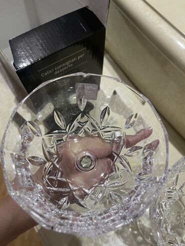 Digər süfrə aksesuarları: Mürrəbbə qabilar,yenidilər,ancaq birində defekt var — 9