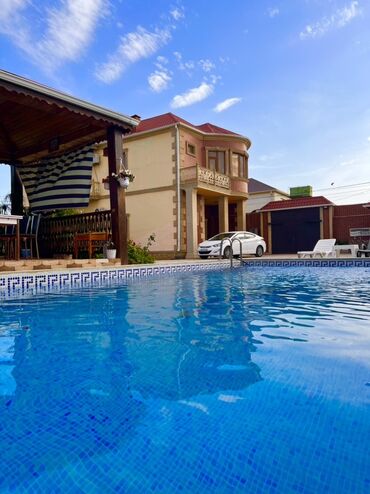 Günlük kirayə evlər: 300 kv. m, 7 otaqlı, Kanalizasiya, Kombi, Qaz — 11