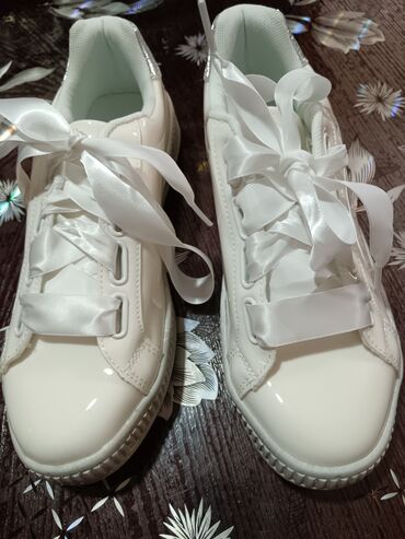 new yorker ugg: Graceland, 39, bоја - Bela
